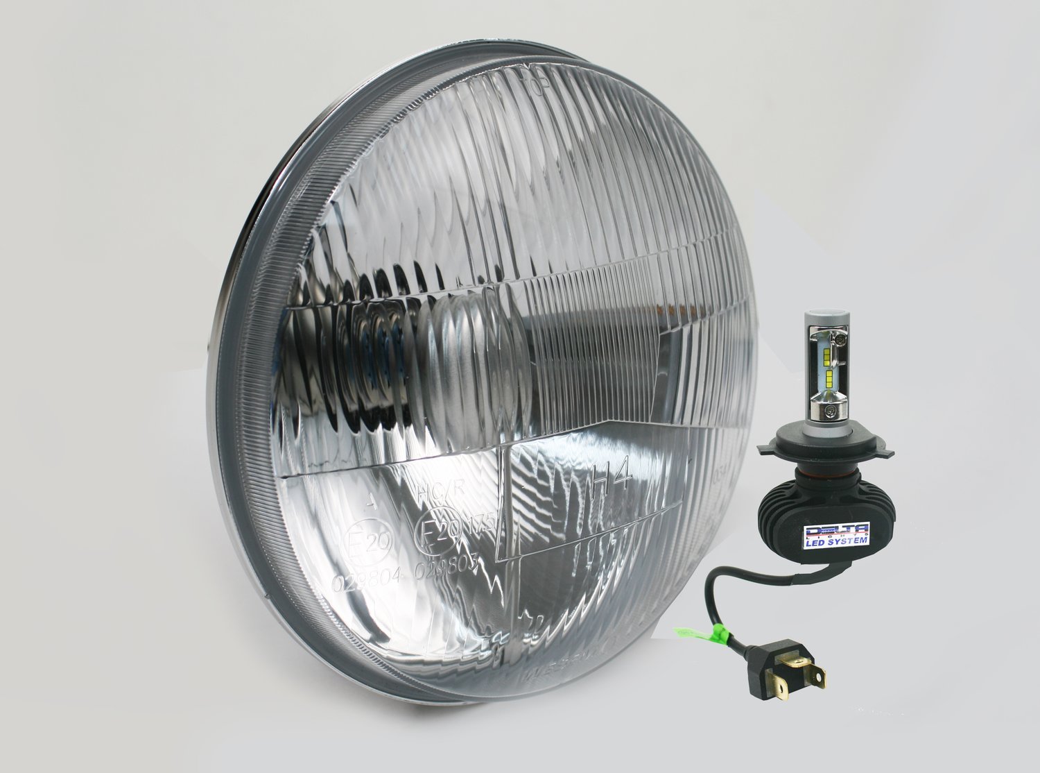 Classic 7&quot; LED Headlight Kit w/Halos for Jeep