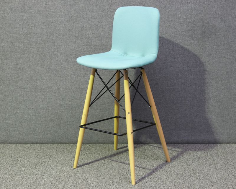 Bob Breakout Stool