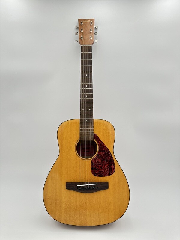Yamaha Fg Junior - JR1 Acoustic Guitar With Hard Case
