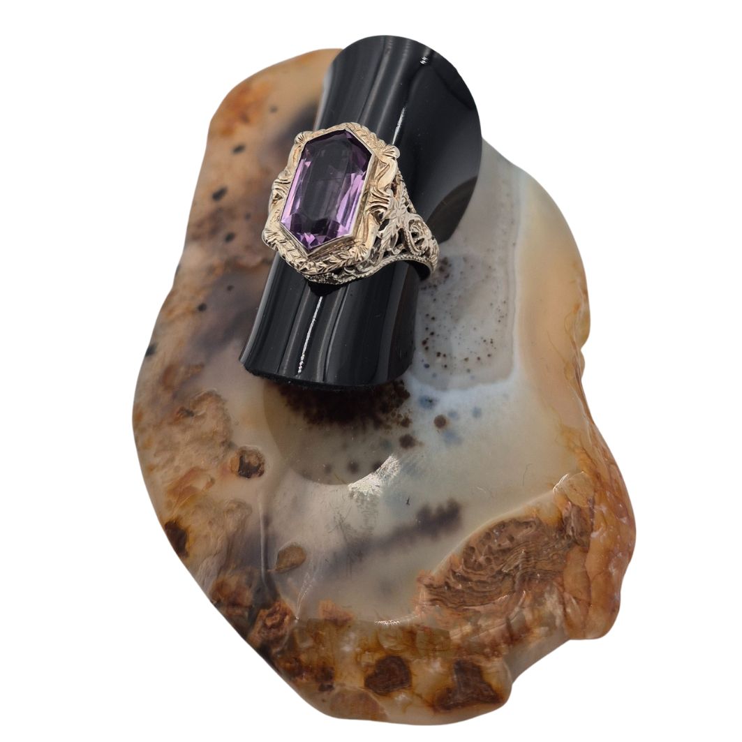 Vintage Amethyst 14K Gold Ring 5.25