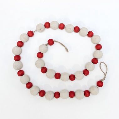 Red and White Bead Garland Red and White Bead Garland