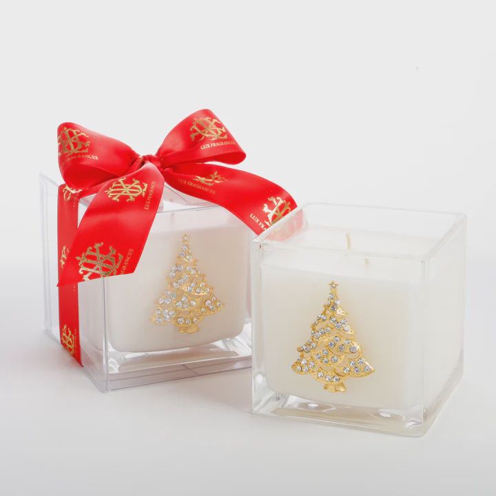 Noble Fir 20 oz Square Candle with Tree Noble Fir 20 oz Square Candle with Tree