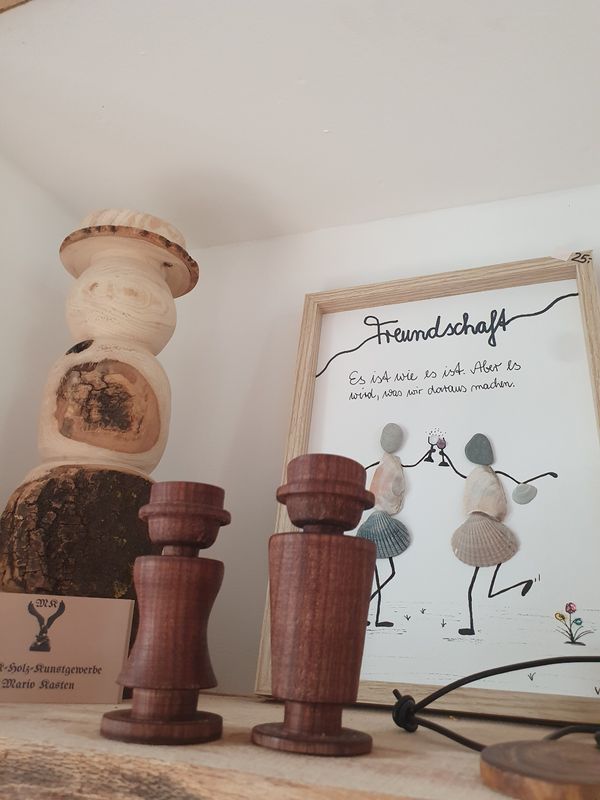 Holzkunst &amp; Muschelbilder auf Anfrage 