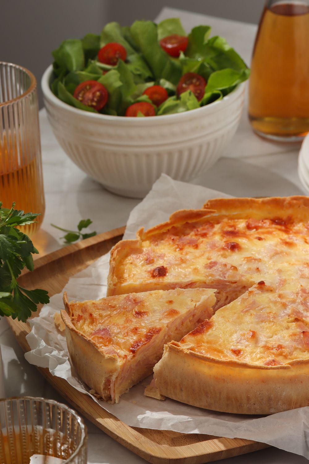 Tarta de jamón y tres quesos