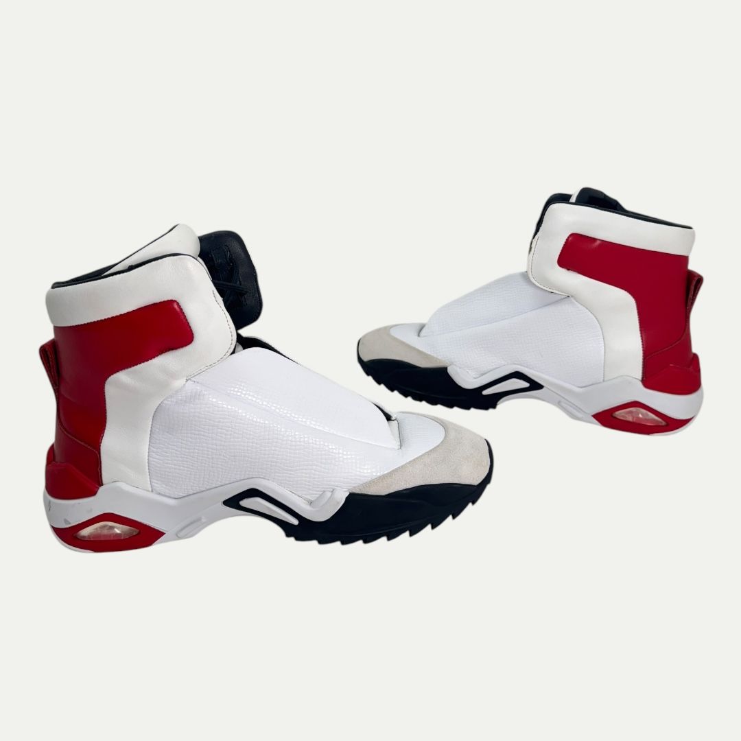 Maison Margiela White/Red Hybrid Futures Sz 44(11)