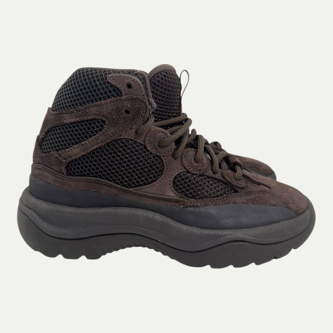 Yeezy Desert Boot Sz 5