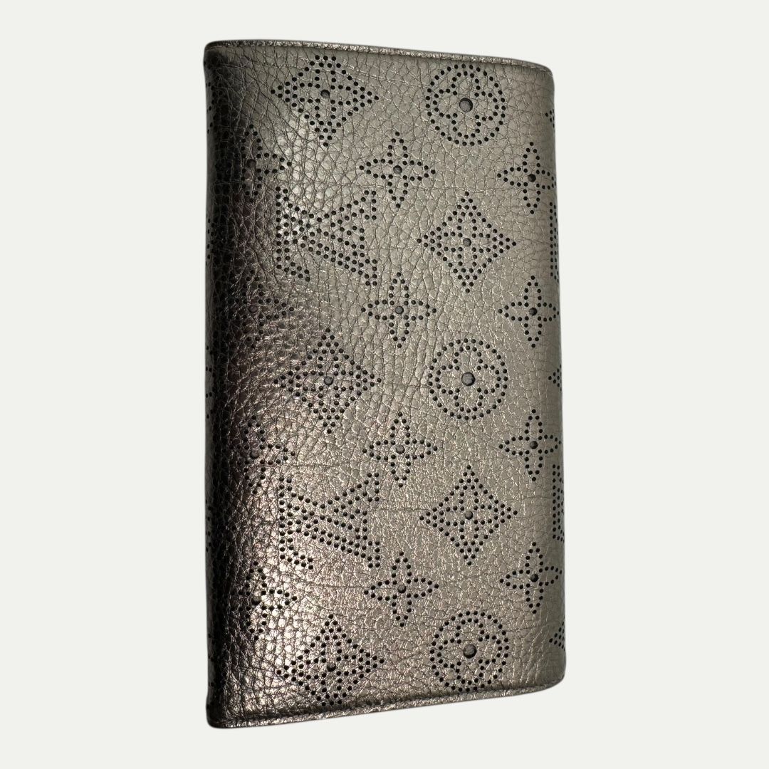 Louis Vuitton Mahina Amelia Metallic Wallet