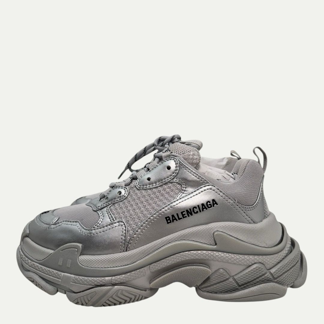 Balenciaga Triple S Silver Sneaker Sz 38(8)