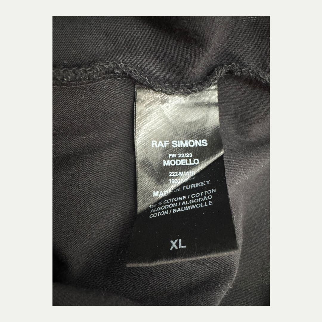 Raf Simons Asymmetrical Tee Sz XL