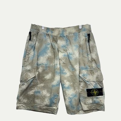 Stone Island Camo Shorts Sz 30