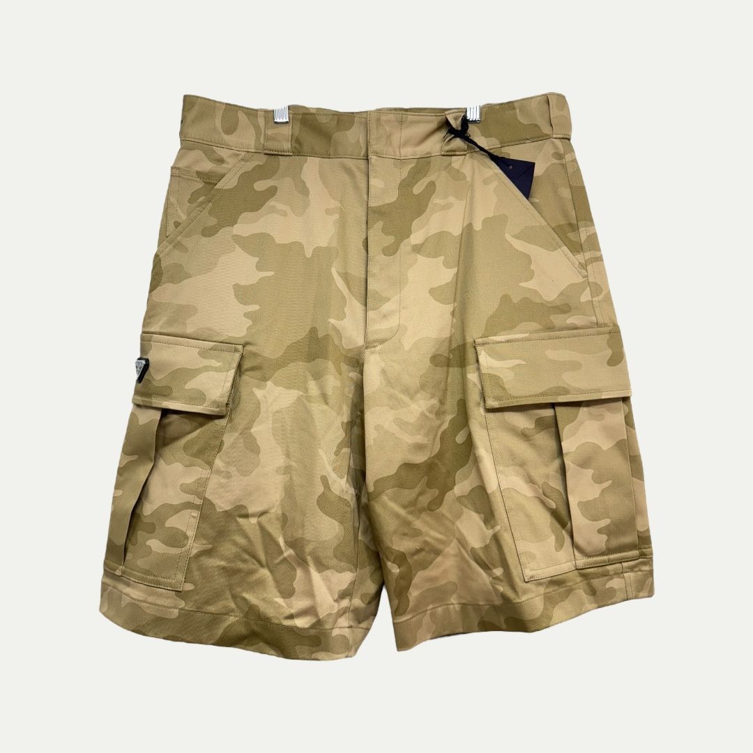 Prada Camo Cargo Shorts Sz M(34)