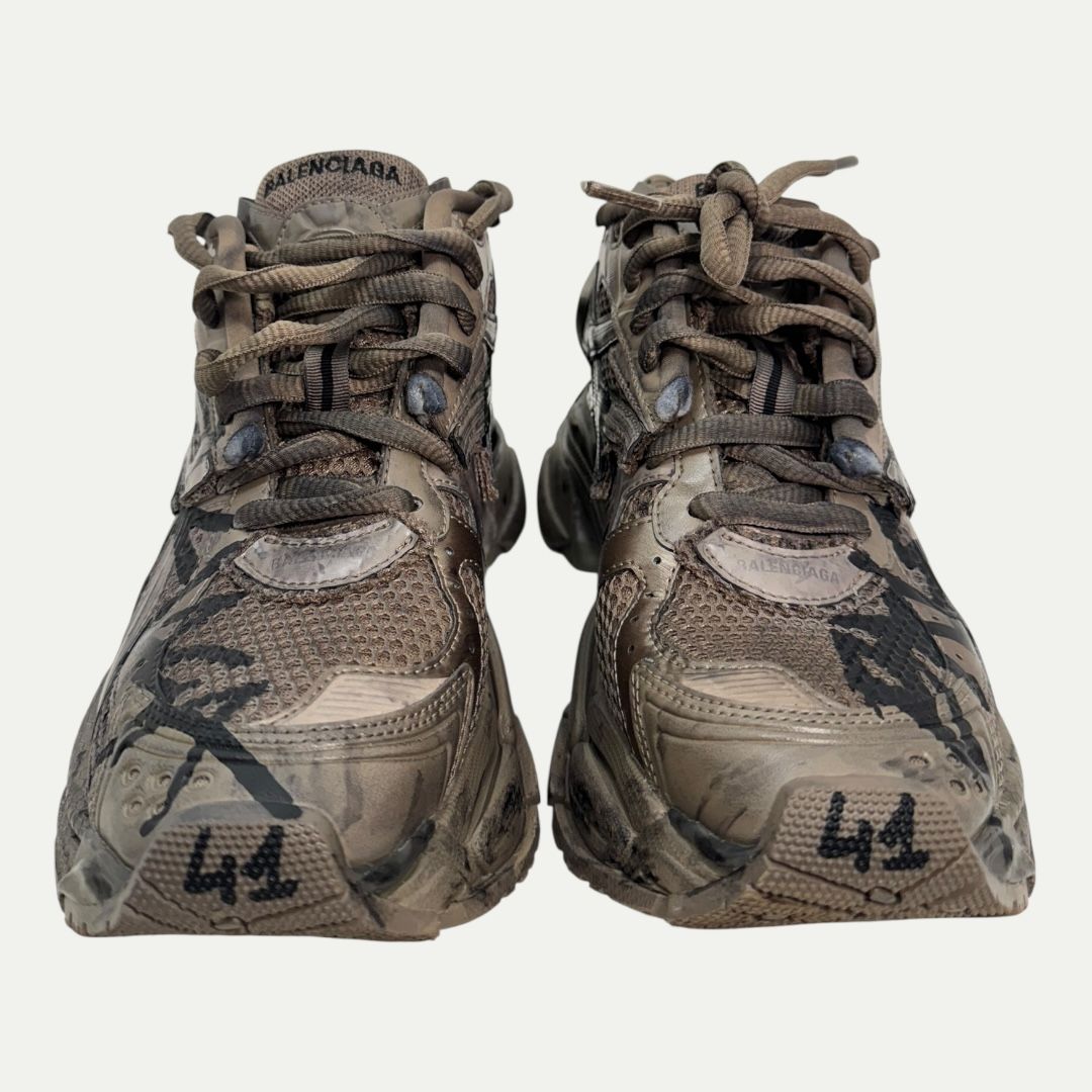 Balenciaga Graffiti Runner Sz 41(9)