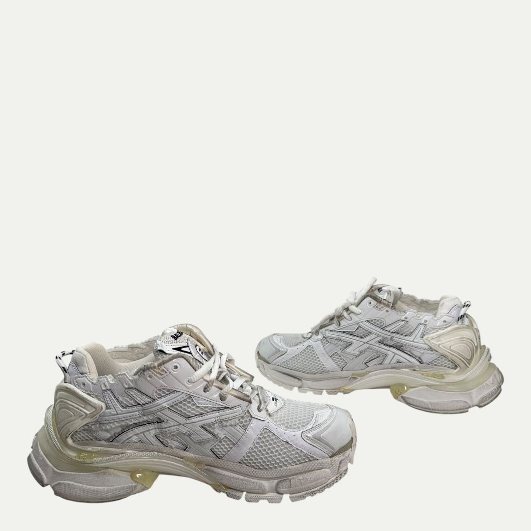 Balenciaga Triple White Runner Sz 43(10.5-11)