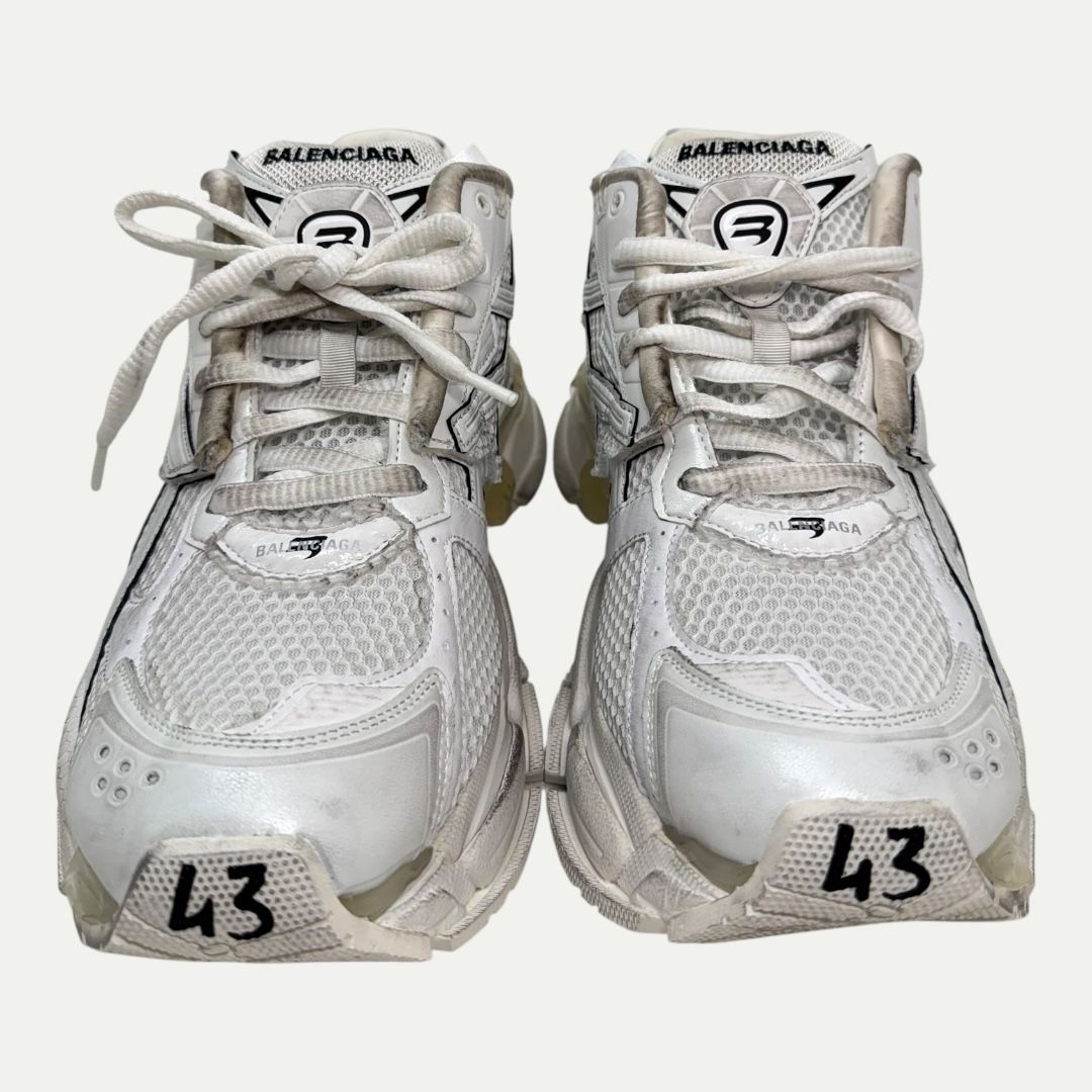 Balenciaga Triple White Runner Sz 43(10.5-11)