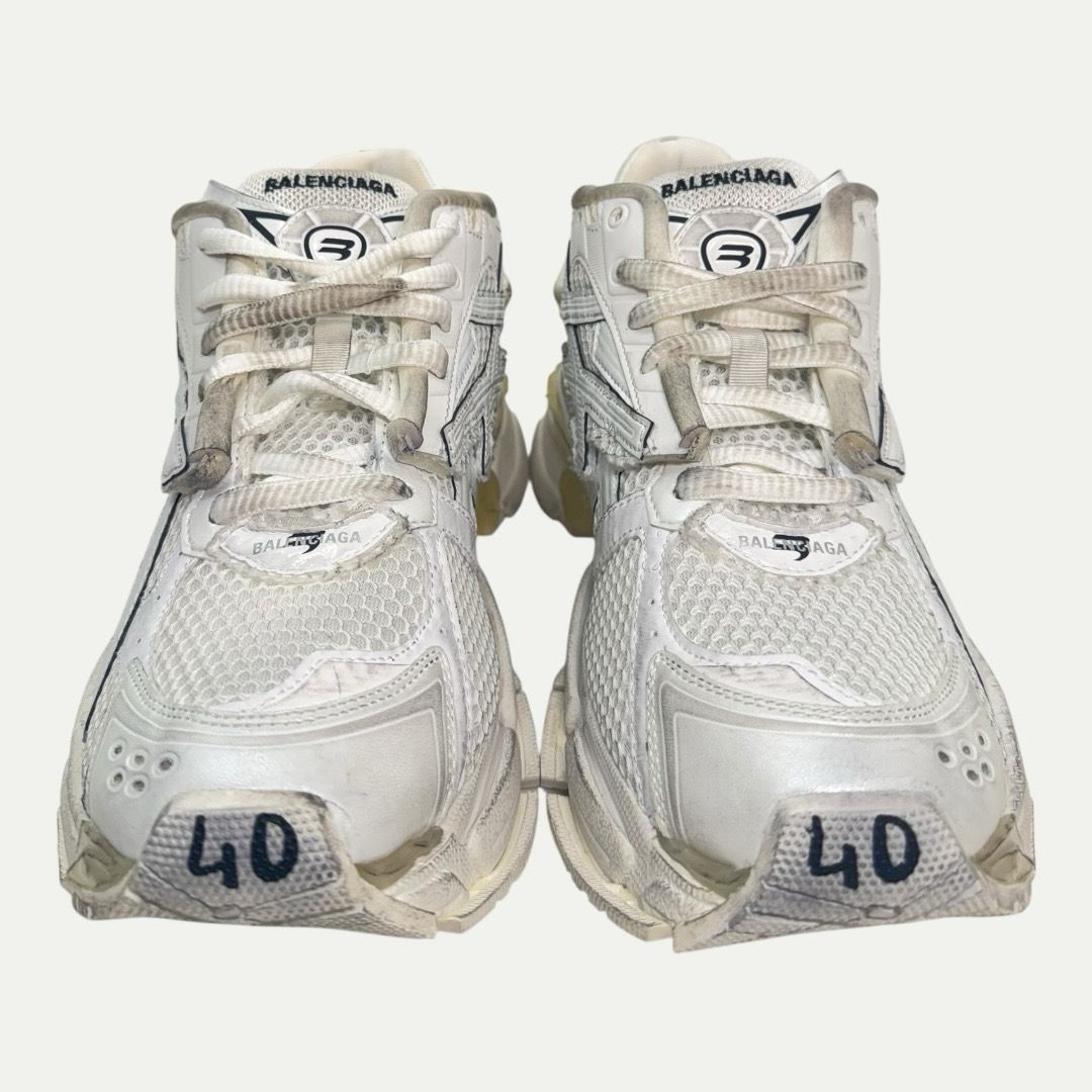 Balenciaga Triple White Runner Sz 40(8m/9.5w)