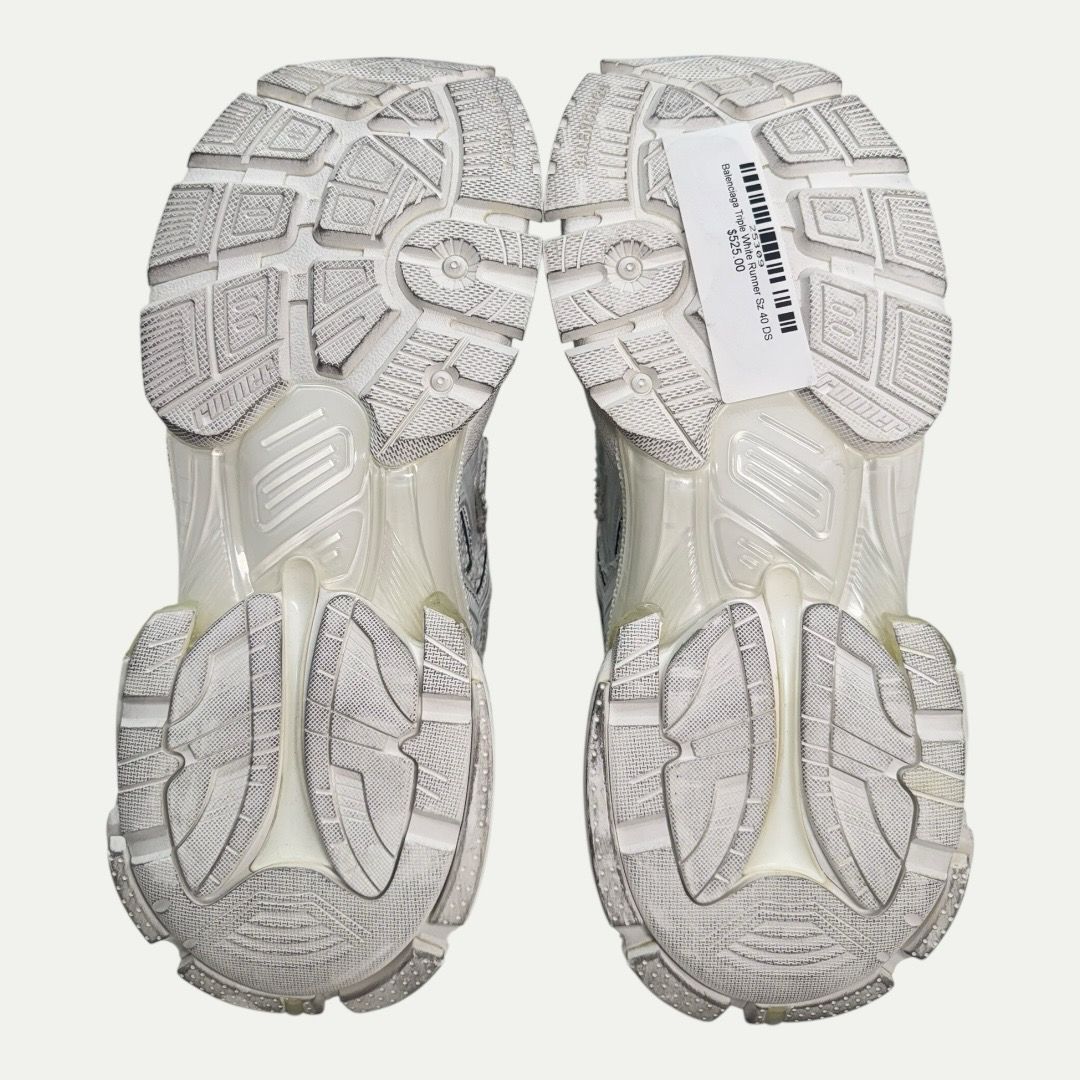 Balenciaga Triple White Runner Sz 40(8m/9.5w)