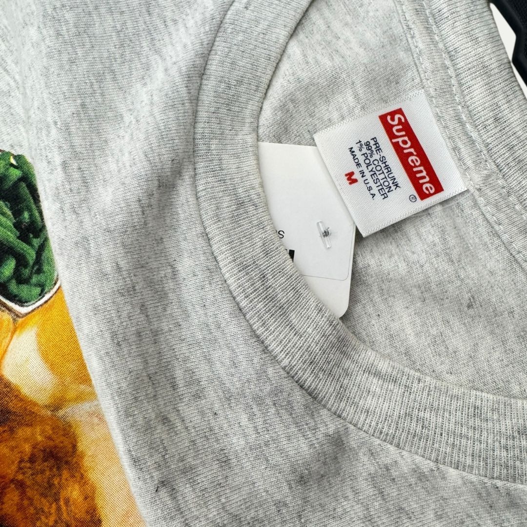 Supreme Chicken Dinner Tee Sz M