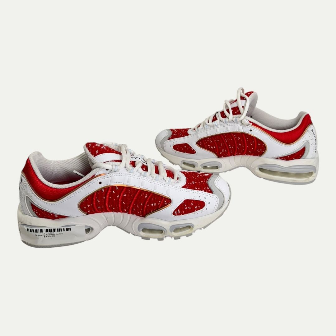 Nike x Supreme Tailwind Sz 9.5