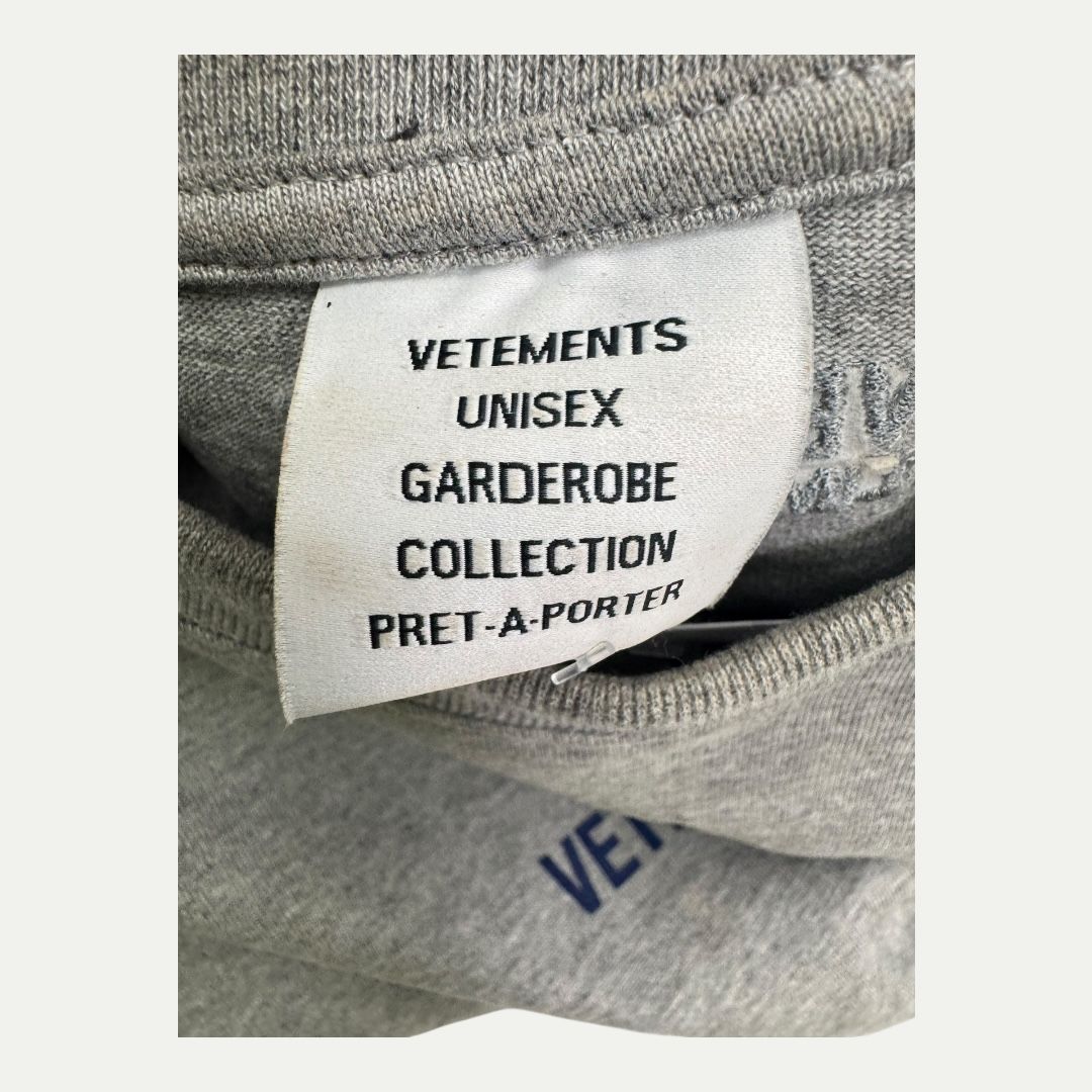 Vetements Wash Tag Crewneck Sz M(XXL)