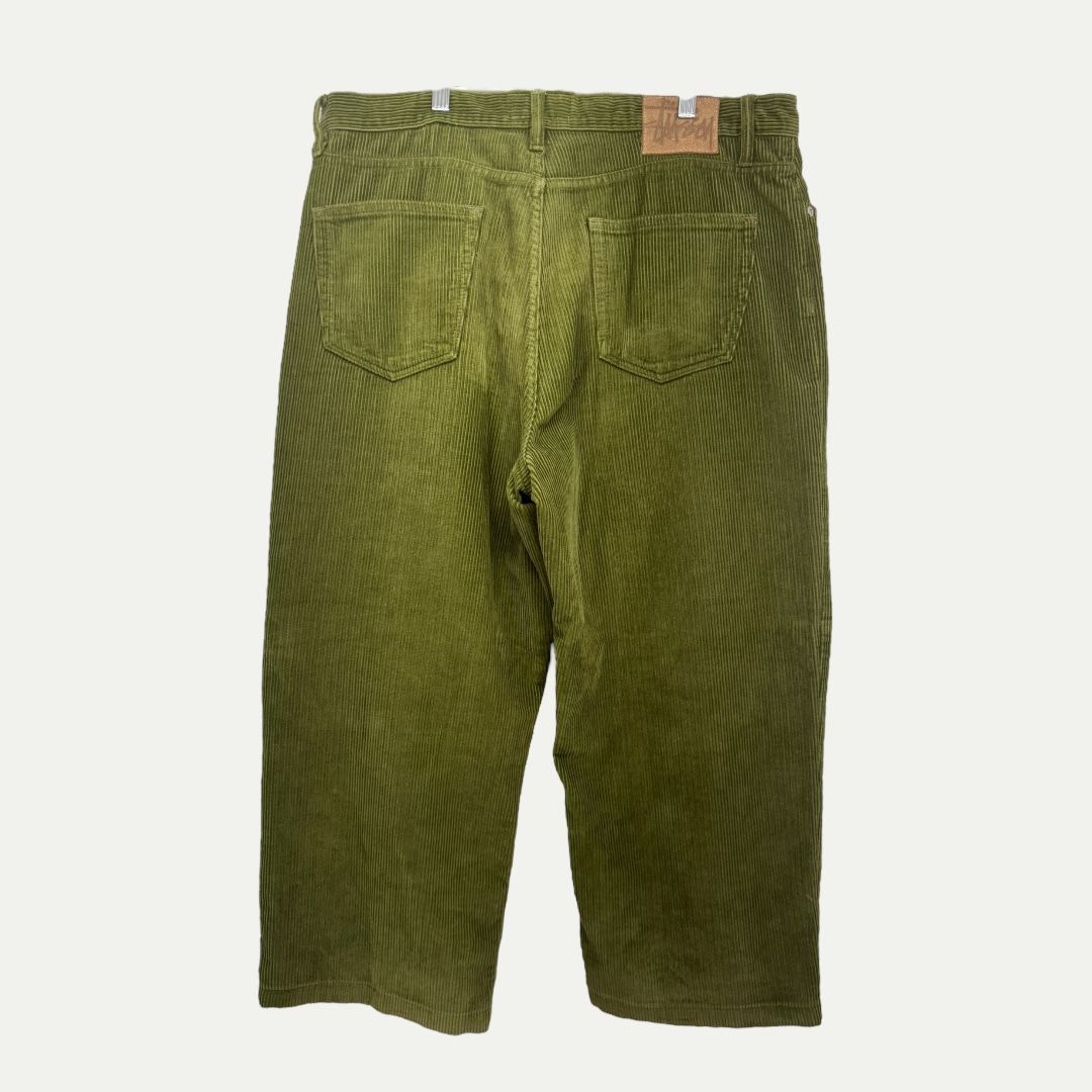 Stussy Big Ol&#39; Jeans Green Corduroy Sz 34(36)