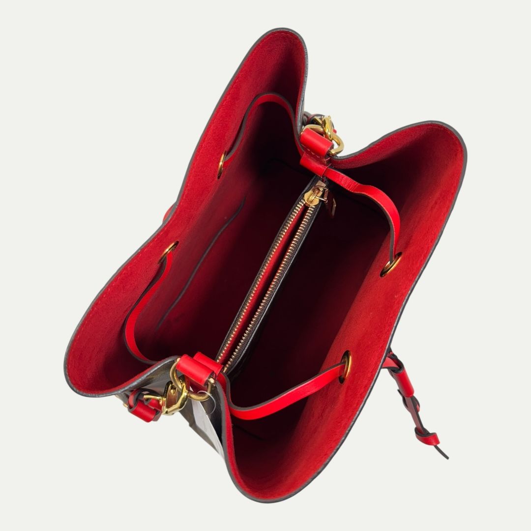 Louis Vuitton Monogram World Tour Neonoe Bucket Bag