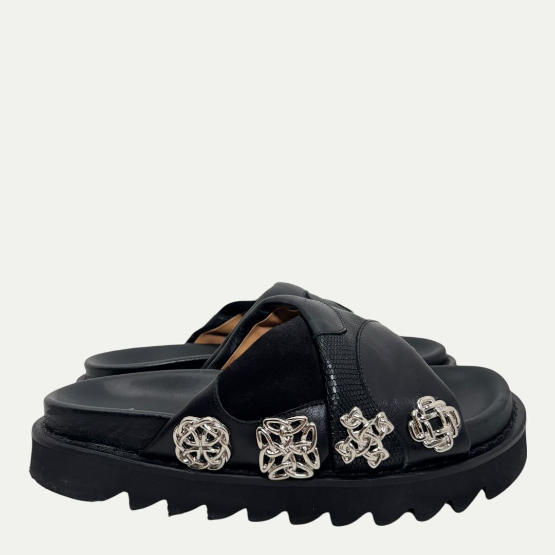 Toga Pulla Criss-Cross Sandal Sz 41(8m/9.5w)