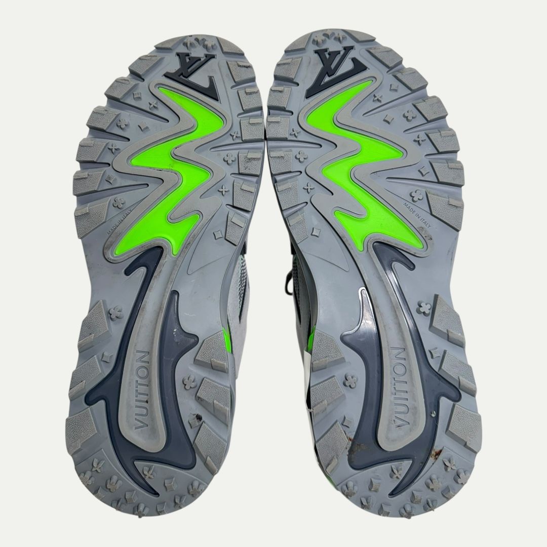 Louis Vuitton Tatic Green/Grey Sz LV9(11)