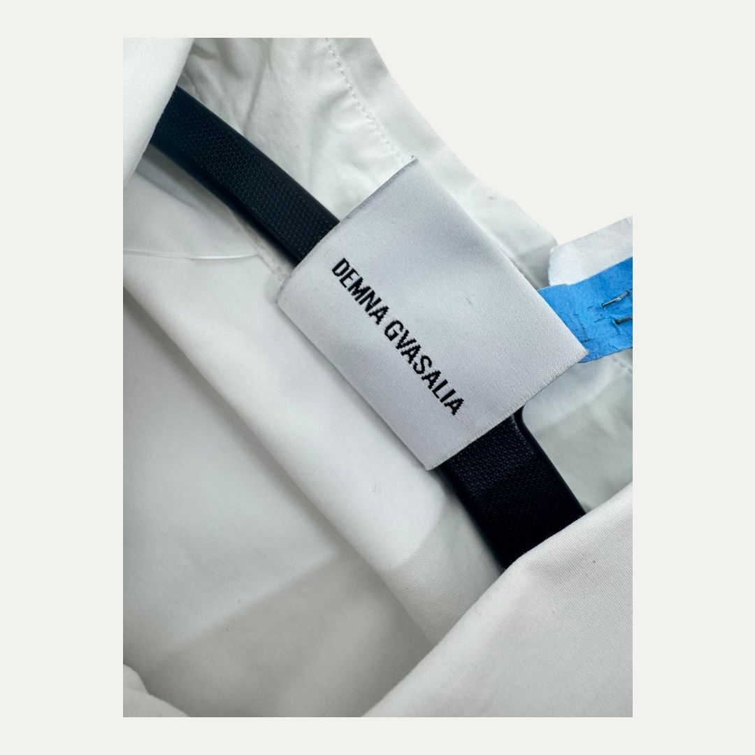 Vetements Capitalism Button Sz XS (XL)
