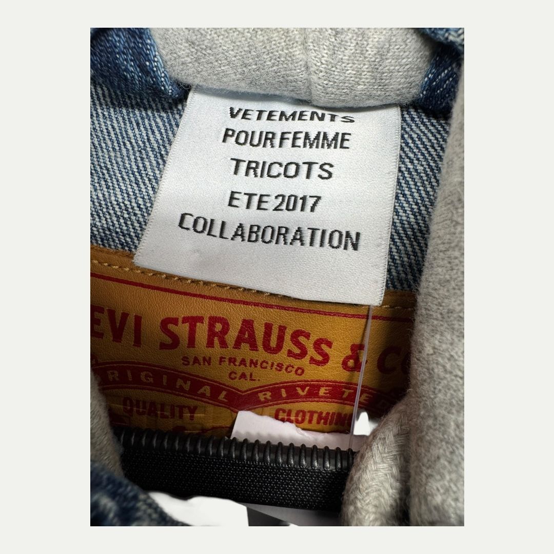 Vetements x Levi&#39;s Hooded Denim Sz L