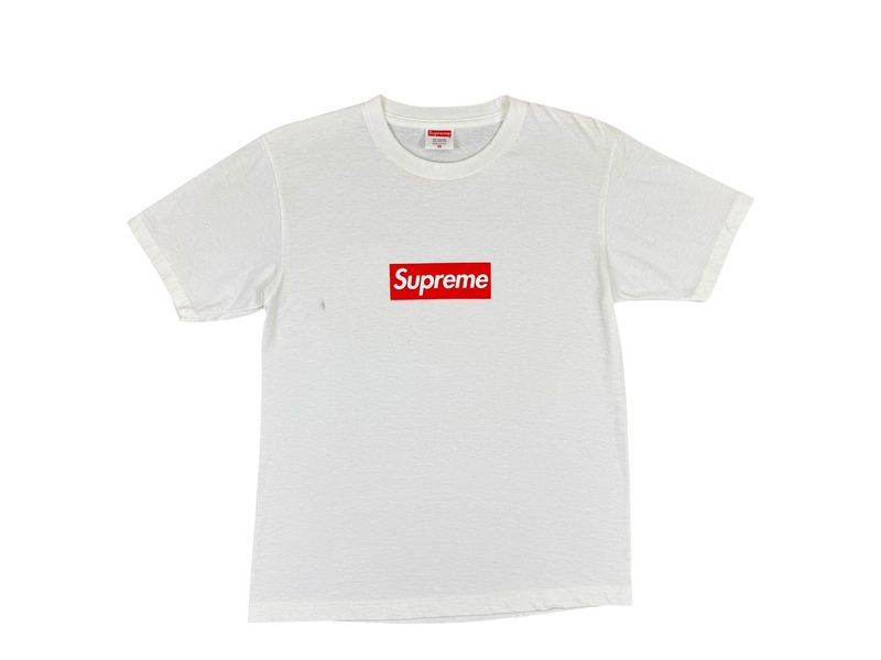 Supreme Friends &amp; Family Box Logo Tee