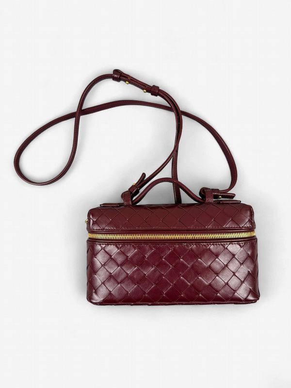 Bottega Veneta Bang Bang Barolo