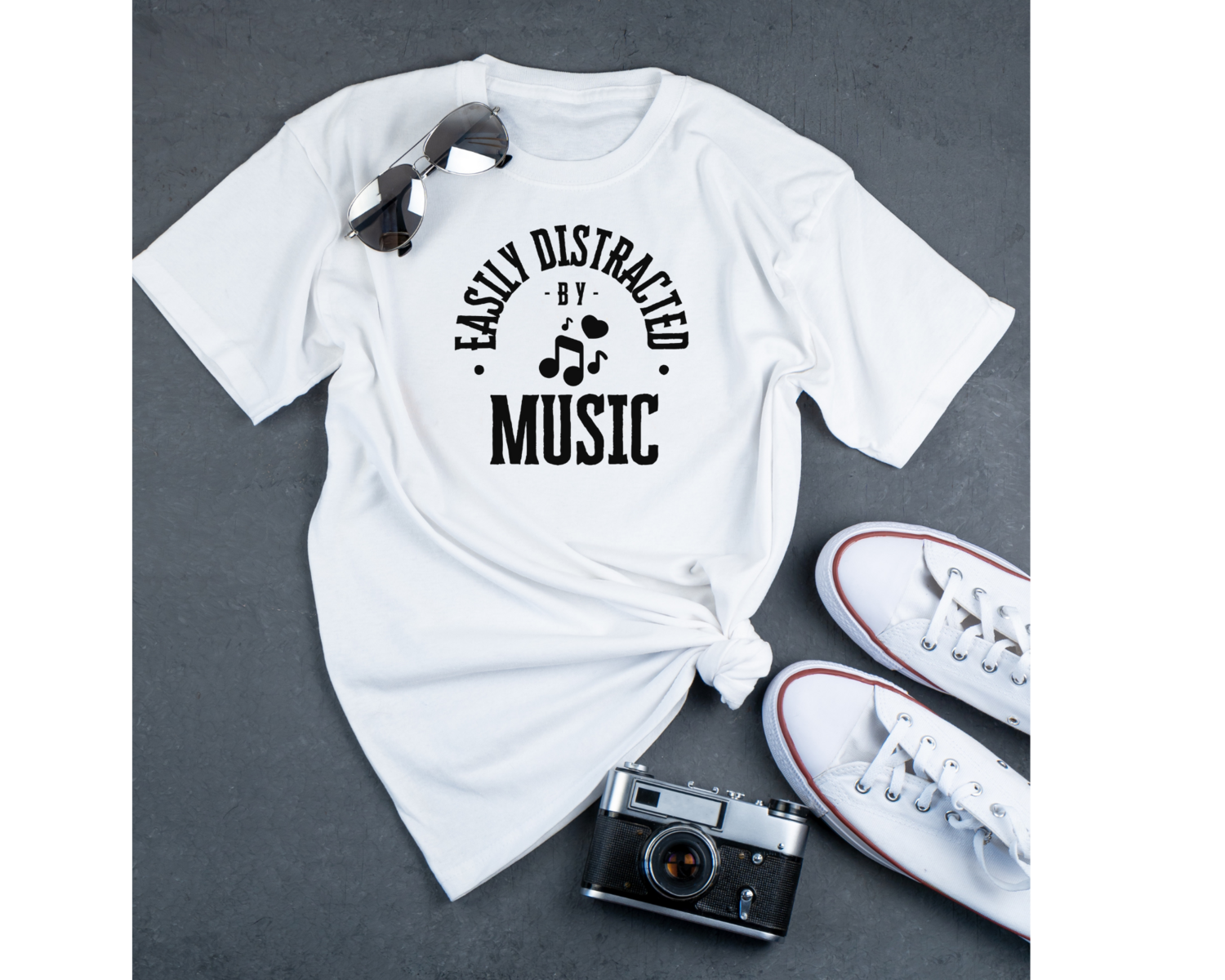 Easily Distracted by Music Everyday Tee/Unisex