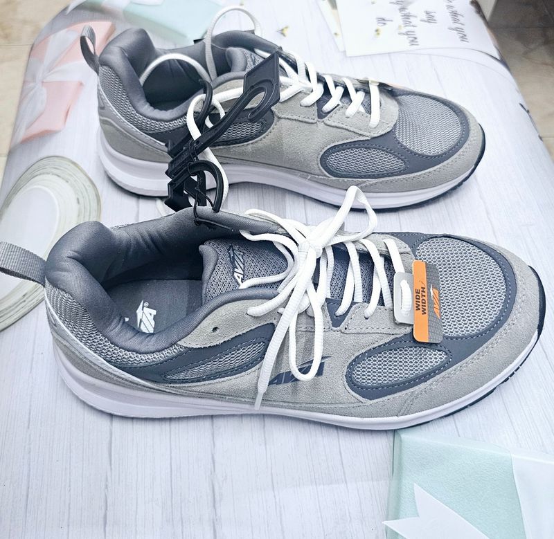 República Dominicana - Tenis Zapatos AVIA size 8W