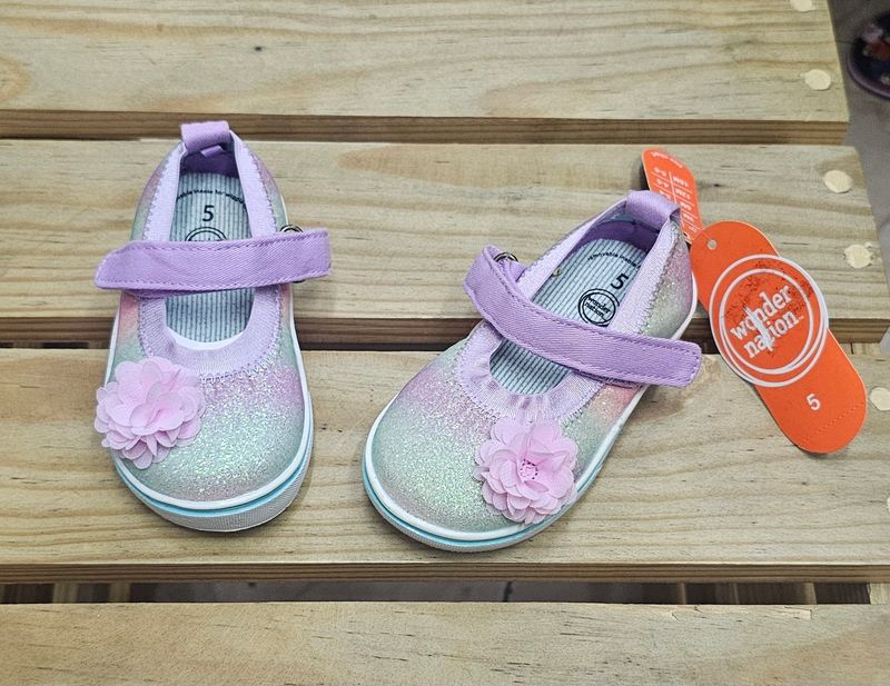 República Dominicana - Zapatos de bebe Wonder Nation size 5 para niña