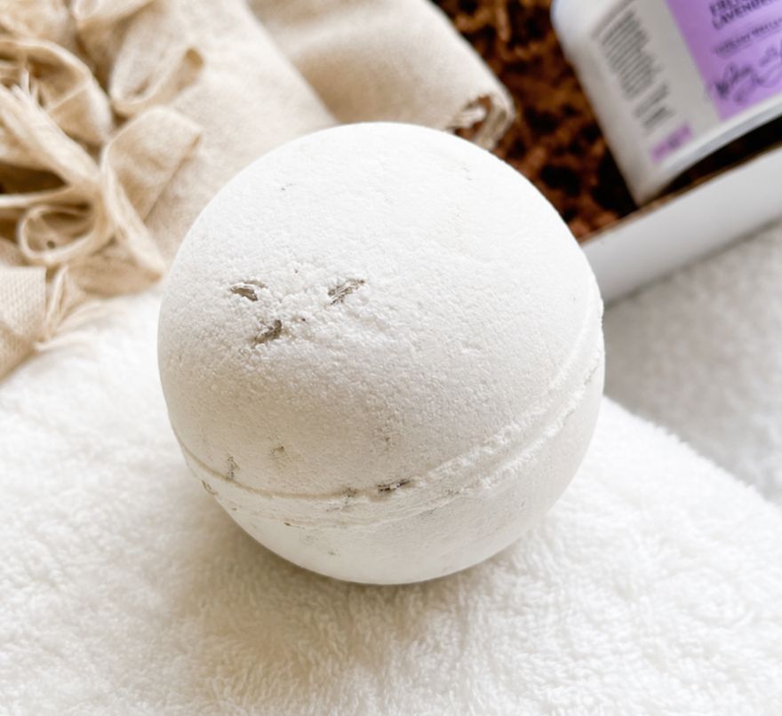 Bath Bomb/Fizzer-Large Botanical Herbal Lavender- 1 x 130g