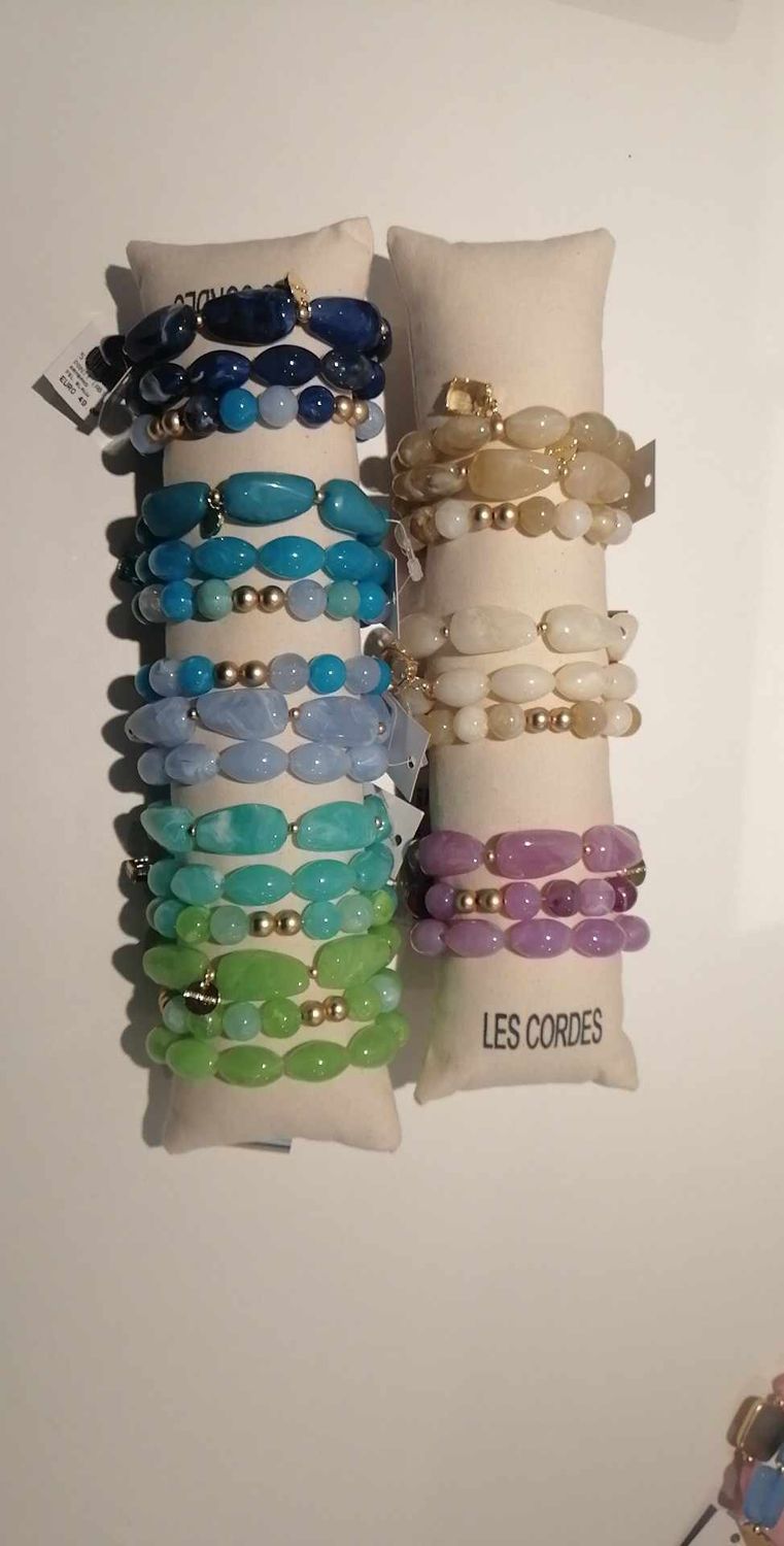 3 armbanden van Les Cordes in verschillende kleuren