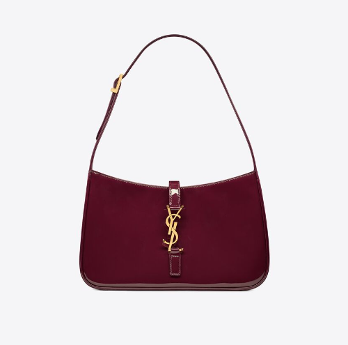 LE 5 À 7 EN CUIR VERNI