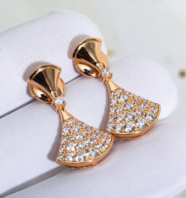 Boucle d&#39;oreille Diva&#39;s diamnt