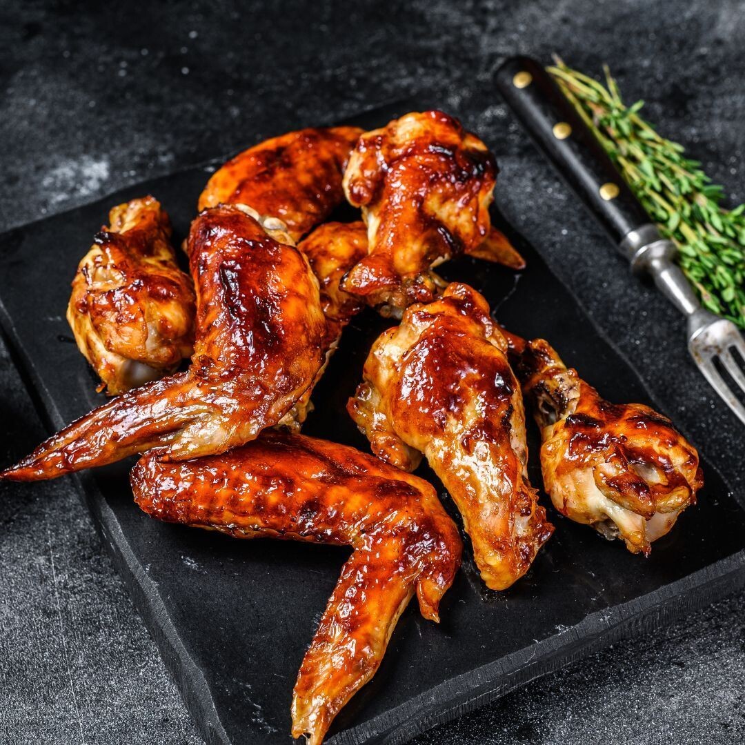 Wings (7 per pack) bbq sweet & sour sauce