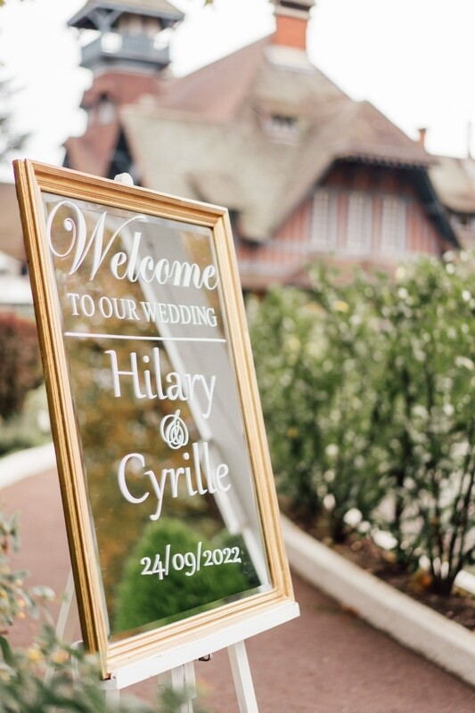 Location Welcome board miroir doré personnalisable