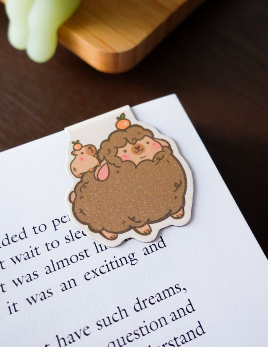 Capy Chonk Magnetic Bookmark