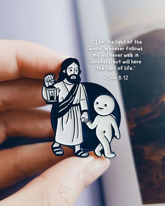John 8:12 (Jesus Is My Light) Enamel Pin