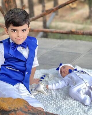 Luxury 10-Piece Baby Boy Hospital Exit Outfit + Matching Set for Big Brother (White, Royal Blue Bow + Silver Crown)
