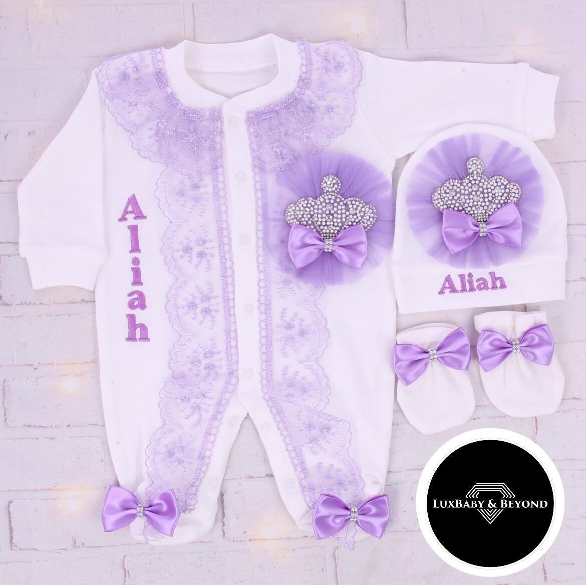 Luxury 4-Piece Baby Girl Hospital Exit Outfit (Lilac Lace &amp; bow, Pearl + Silver Crown)