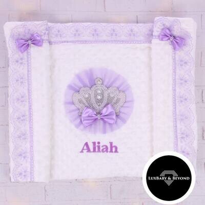 Luxury 4-Piece Baby Girl Hospital Exit Outfit (Lilac Lace &amp; bow, Pearl + Silver Crown)