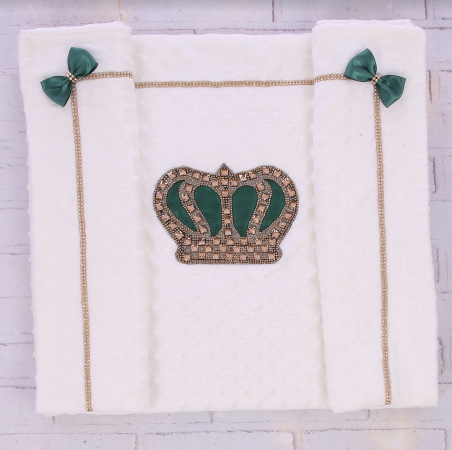 Handmade 𝗟𝘂𝘅𝘂𝗿𝘆 𝗡𝗲𝘄𝗯𝗼𝗿𝗻 Home Welcoming 5-Piece set ( Emerald green  / golden crown)