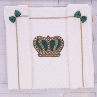 Handmade 𝗟𝘂𝘅𝘂𝗿𝘆 𝗡𝗲𝘄𝗯𝗼𝗿𝗻 Home Welcoming 5-Piece set ( Emerald green  / golden crown)