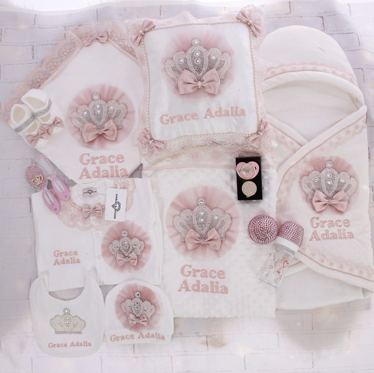 Handmade 𝗟𝘂𝘅𝘂𝗿𝘆 𝗡𝗲𝘄𝗯𝗼𝗿𝗻 Home Welcoming12-Piece set ( blush pink lace with pearl crown)