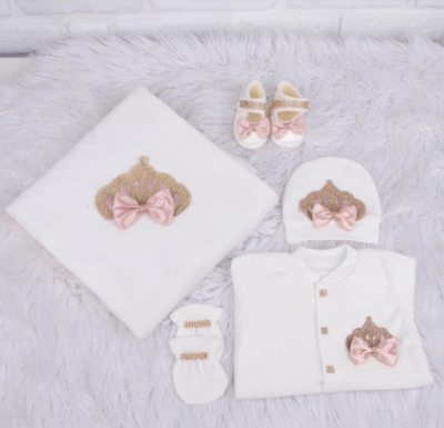 Handmade 𝗟𝘂𝘅𝘂𝗿𝘆 𝗡𝗲𝘄𝗯𝗼𝗿𝗻 Home Welcoming 5-Piece set ( Golden crown/ blush bow)