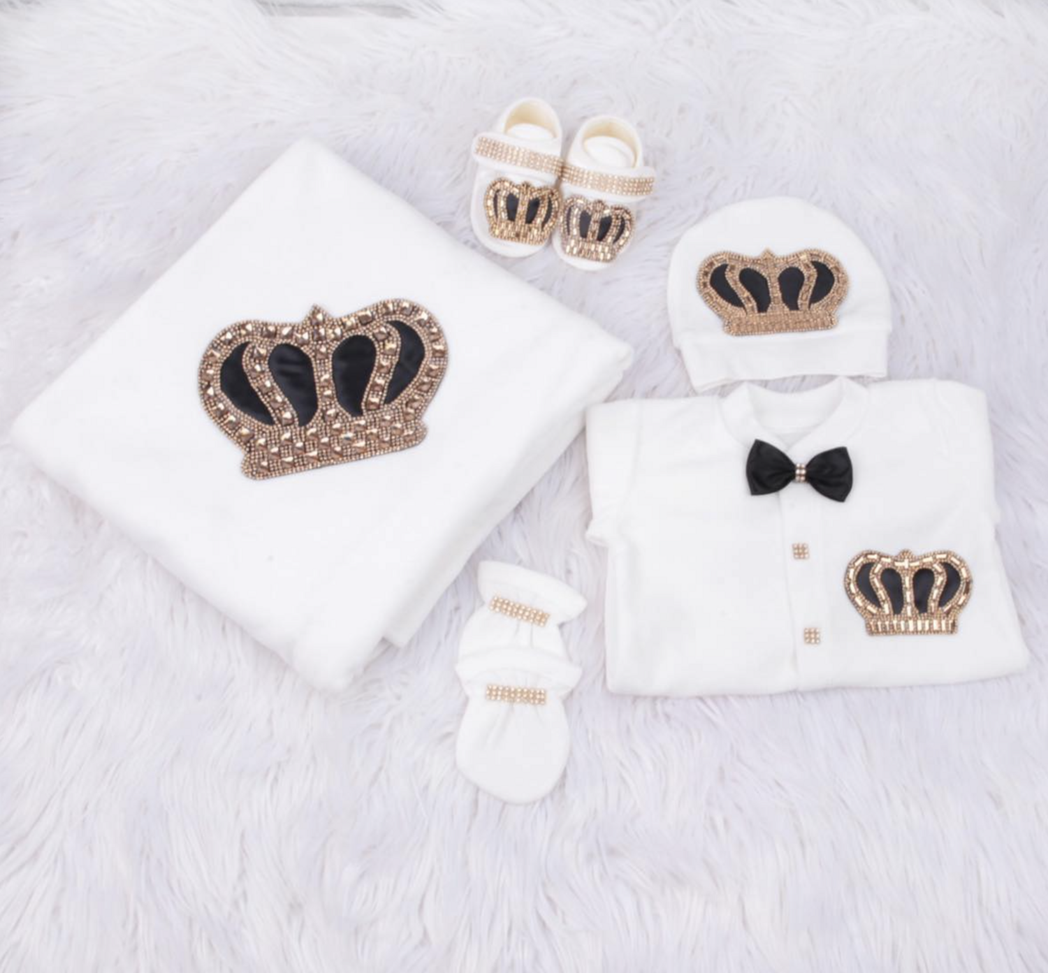 Handmade 𝗟𝘂𝘅𝘂𝗿𝘆 𝗡𝗲𝘄𝗯𝗼𝗿𝗻 Home Welcoming 5-Piece set ( Golden  crown/ Black bow )